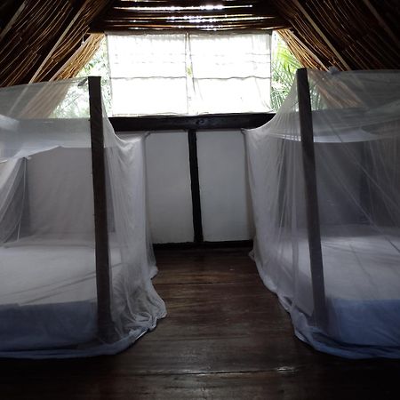 Bonita Hostel Паломино Екстериор снимка